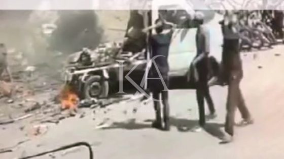 العيون : بالفيديو لحظة انفجار لغم داخل محل للمتلاشيات يسفر عن مقتل شخص و إصابة آخر .