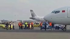 ربان طائرة تابعة للخطوط المغربية يرفض الإقلاع من احدى مطارات ايطاليا بسبب مهاجر سري