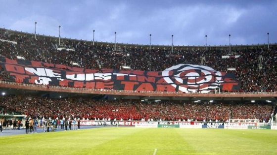 جمهور اتحاد العاصمة الجزائري يصب جام غضبه على الكابرانات