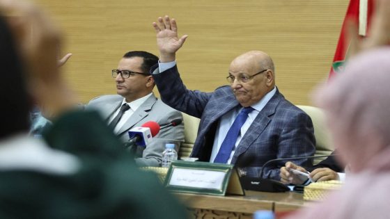 العيون : مجلس مجموعة الجماعات يبقي دورته الاستثنائية مفتوحة في انتظار معطيات المكتب الوطني للماء والكهرباء