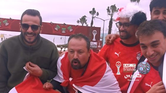 اكادير :الجماهير السوسية تخطف الأضواء في “الكان” و تصرفات فئة قليلة تعكر الأجواء. ( صور)